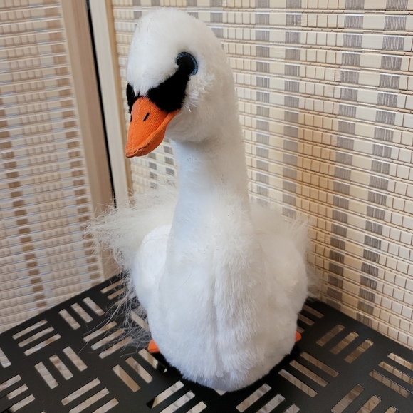 Ty Beanie Babies Plush Soft Toy Gracie Swan Bird Retired - Picture 5 of 9